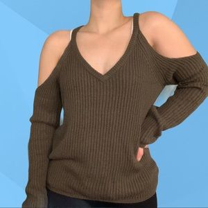 OPEN SLEEVES OVERSIZED SWEATER